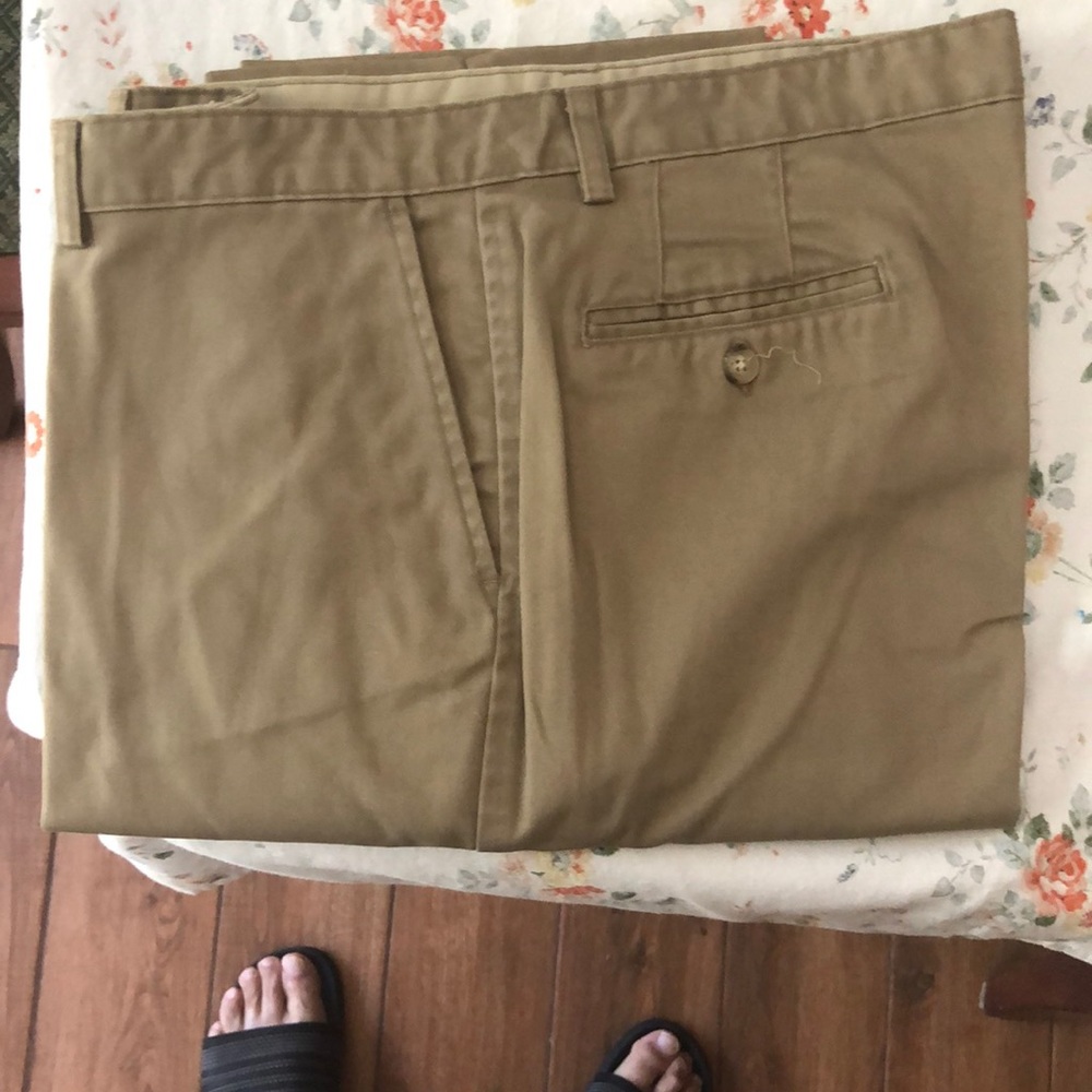 Khakis pants